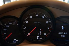 2016款保时捷Panamera