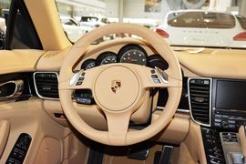 2016款保时捷Panamera