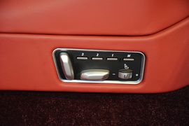 2015款阿斯顿马丁Vanquish