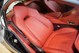 2015款阿斯顿马丁Vanquish