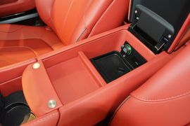 2015款阿斯顿马丁Vanquish