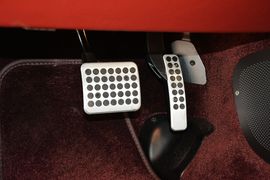 2015款阿斯顿马丁Vanquish