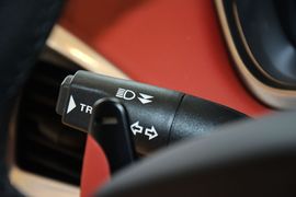 2015款阿斯顿马丁Vanquish