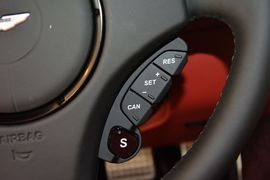 2015款阿斯顿马丁Vanquish