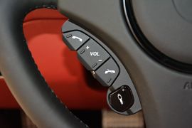 2015款阿斯顿马丁Vanquish