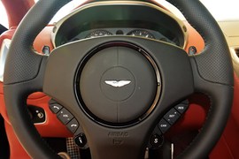 2015款阿斯顿马丁Vanquish