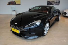 2015款阿斯顿马丁Vanquish