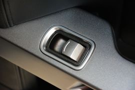 2016款阿斯顿马丁Rapide