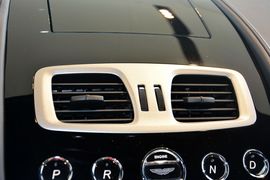 2016款阿斯顿马丁Rapide