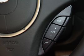 2016款阿斯顿马丁Rapide