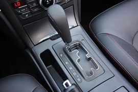 2016款奔腾B70