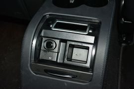 2015款奔驰E260L运动型