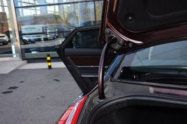 2016款捷豹XJL