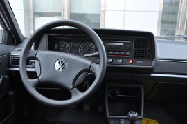 2007款大众桑塔纳1.8L景畅型