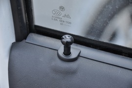 2007款大众桑塔纳1.8L景畅型