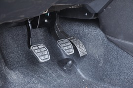 2007款大众桑塔纳1.8L景畅型