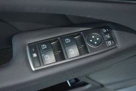 2016款奔驰CLS320