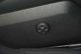 2016款奔驰CLS320
