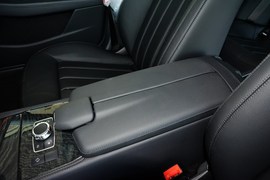 2016款奔驰CLS320