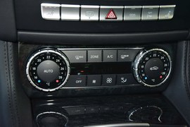 2016款奔驰CLS320