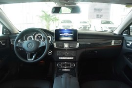 2016款奔驰CLS320