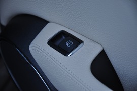 2010款奔驰C300