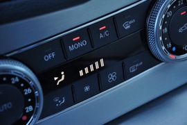 2010款奔驰C300