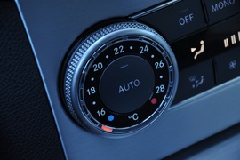 2010款奔驰C300