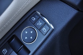 2010款奔驰C300
