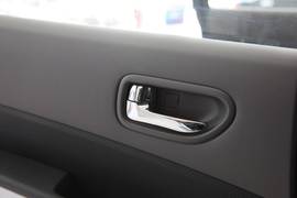 2010款奇骏2.5豪华CVT