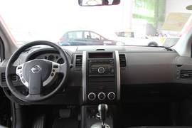 2010款奇骏2.5豪华CVT