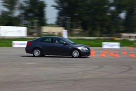 2010款铃木凯泽西试驾