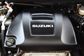 2010款铃木凯泽西试驾