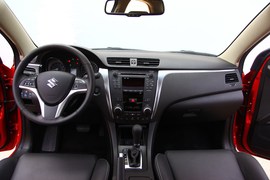 2010款铃木凯泽西试驾