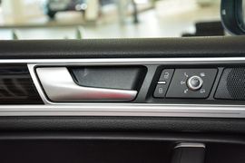 2017款大众途锐3.0TSI驭岳型