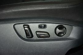 2017款大众途锐3.0TSI驭岳型