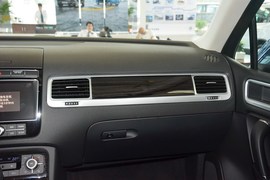 2017款大众途锐3.0TSI驭岳型