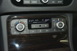 2017款大众途锐3.0TSI驭岳型