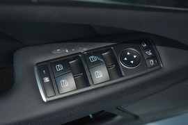 2016款奔驰CLS260