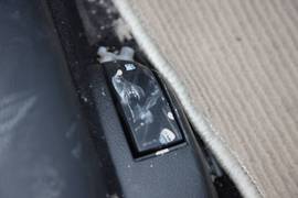 2010款睿翼轿跑车2.5