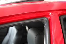 2010款睿翼轿跑车2.5