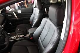 2010款睿翼轿跑车2.5