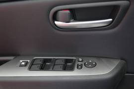 2010款睿翼轿跑车2.5