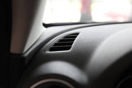 2010款睿翼轿跑车2.5