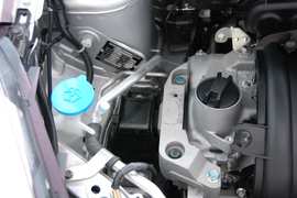 2010款日产骊威