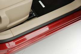 2010款日产逍客2.0S火MT2WD