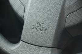 2010款日产逍客2.0S火MT2WD