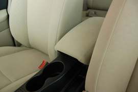 2010款日产逍客2.0S火MT2WD