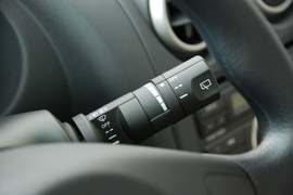 2010款日产逍客2.0S火MT2WD