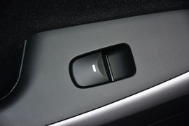 2016款现代朗动1.6L自动智能型